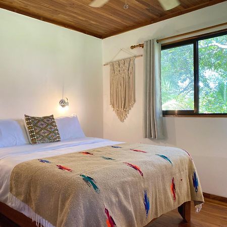 Casa Colores Montezuma Rum bild
